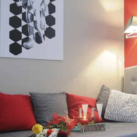 Ai Senatori 4* روما