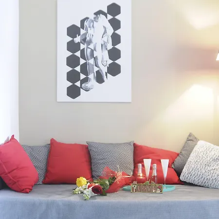 Ai Senatori روما