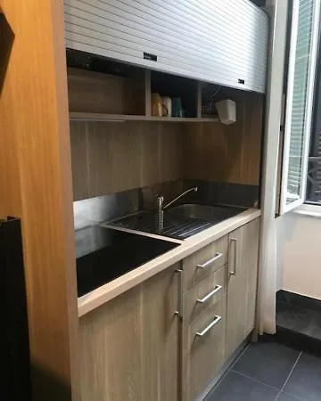 艾瑟纳多立酒店 2*